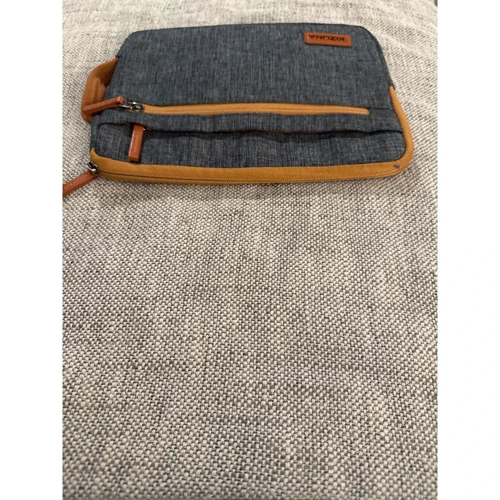 Kizuna Tablet Sleeve Case Pouch Bag Charcoal Gray Brown Trim Zipper Pockets